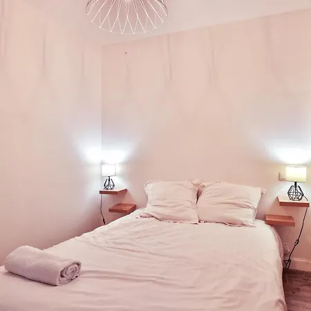 Fully Equipped, Ac & As Be Nicea